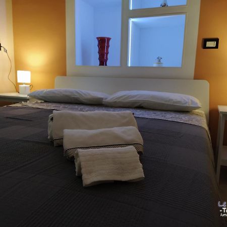 Le Nereidi B&B Acireale Centro Exterior foto
