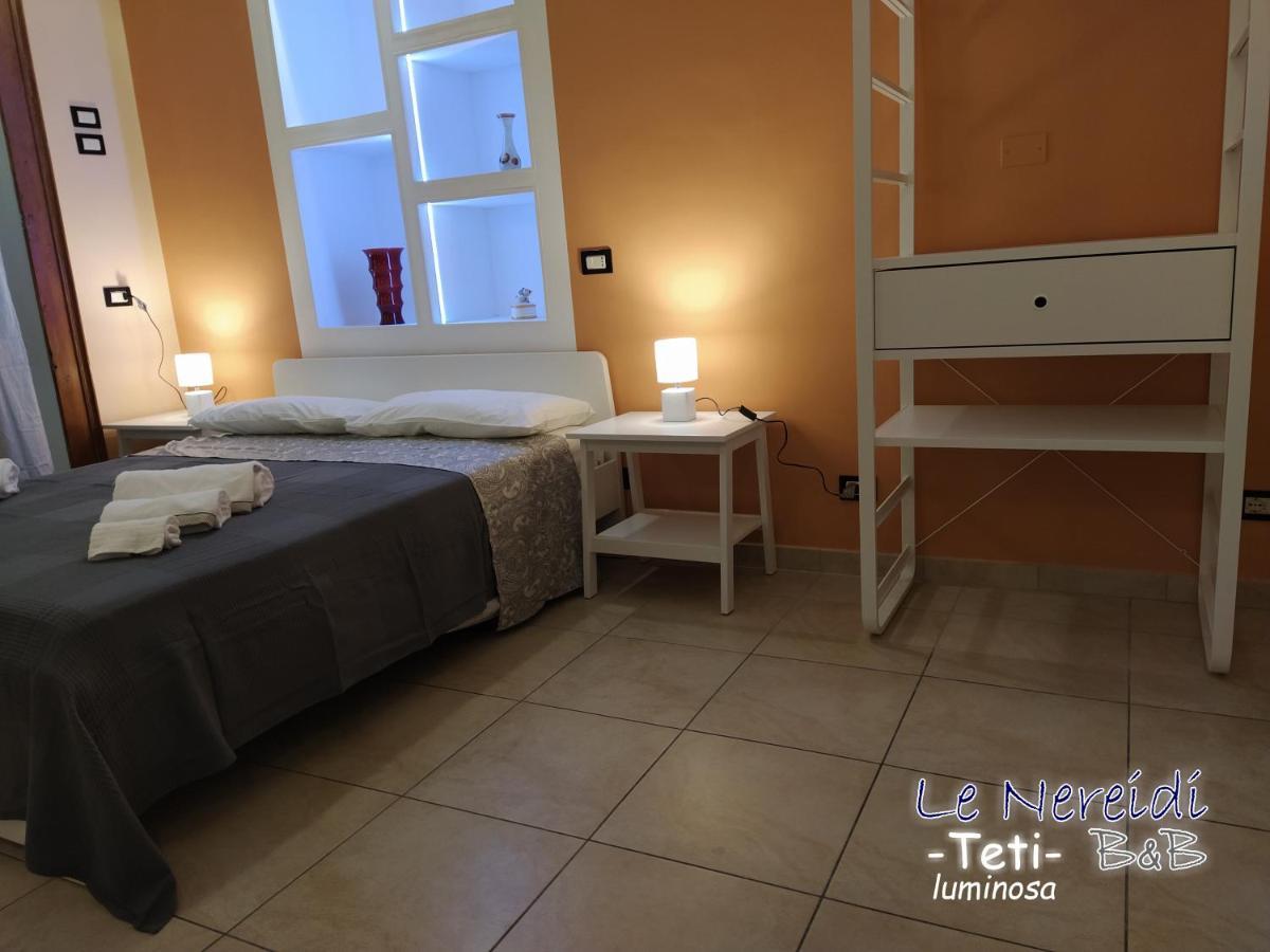 Le Nereidi B&B Acireale Centro Exterior foto