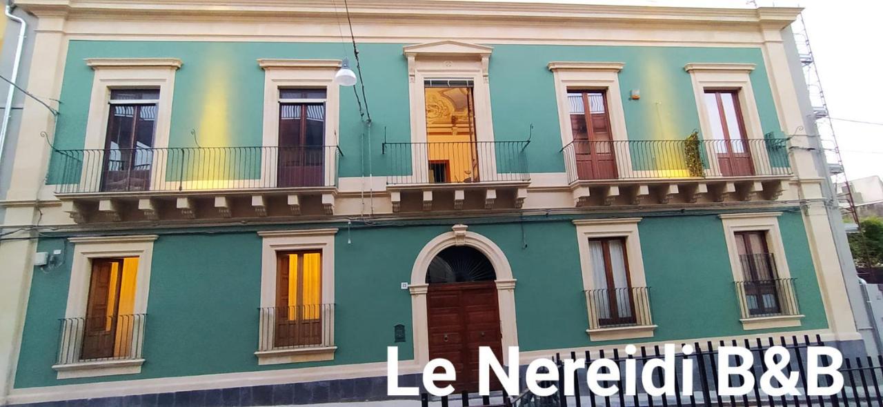Le Nereidi B&B Acireale Centro Exterior foto
